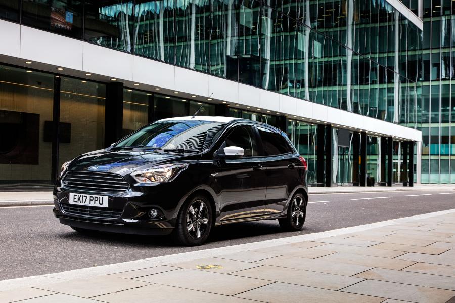  Ford Ka+ Black 2016 года  (UK) (фото 9 из 12)